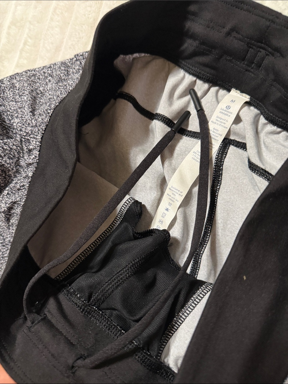 Lululemon T.H.E. Short *Linerless 11" | Size Medium Men - Picture 7 of 10